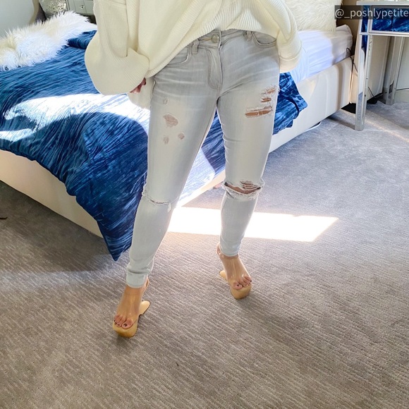 American Eagle light grey ripped  mid-rise jegging ankle - Picture 14 of 16